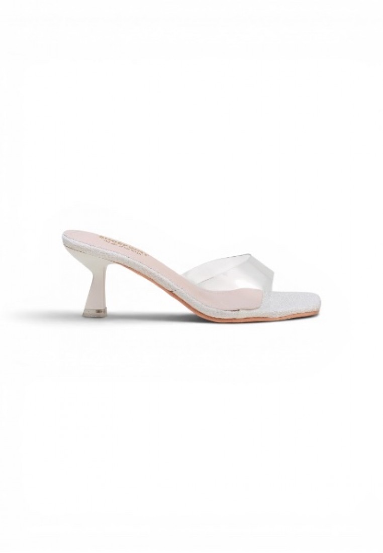 38073 Women In White Shi